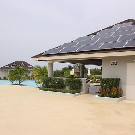 Cozy Getaway Aparthotel Priory Εξωτερικό φωτογραφία